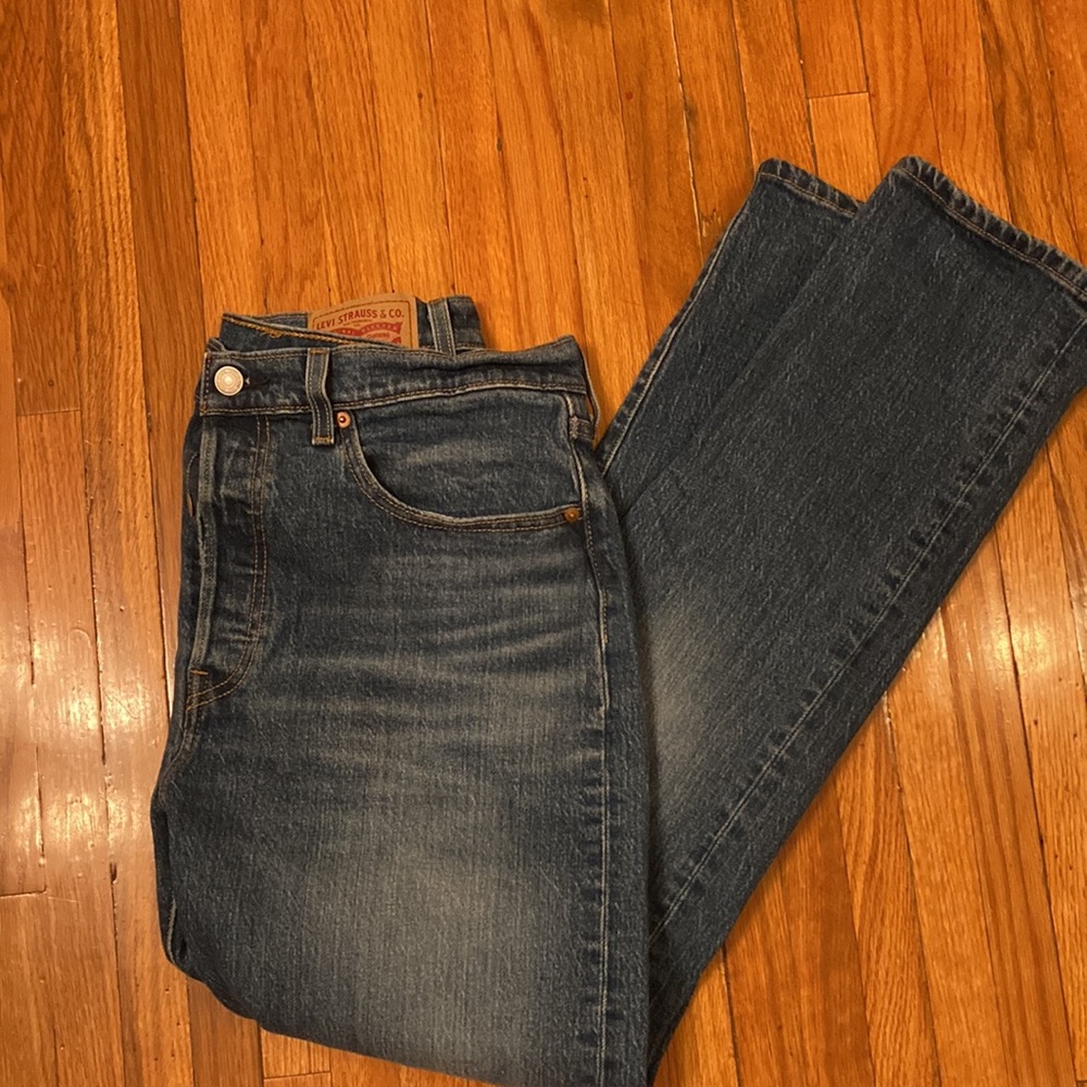 Levis 501 99% cotton